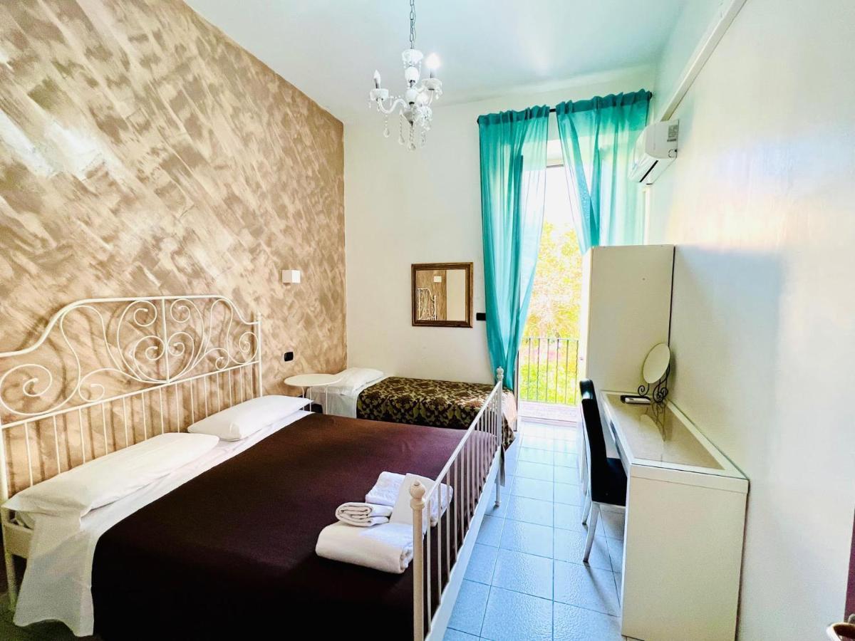 Pisa Hotell *